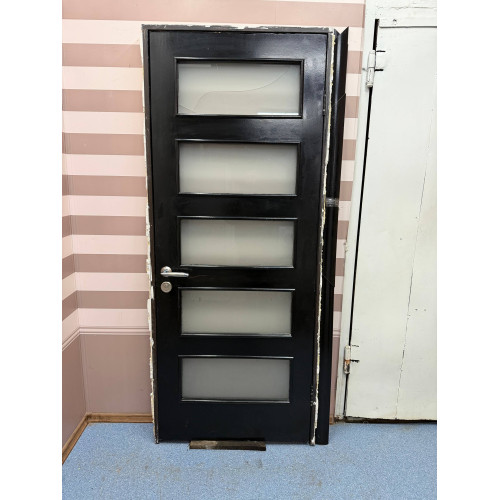 ДВЕРІ МІЖКІМНАТНІ ПО ФАРБОВАНІ З КОРОБКОЮ 860х206 мм (Б/У) ДВЕРІ МІЖКІМНАТНІ ПО ФАРБОВАНІ З КОРОБКОЮ 860х206 мм (Б/У)