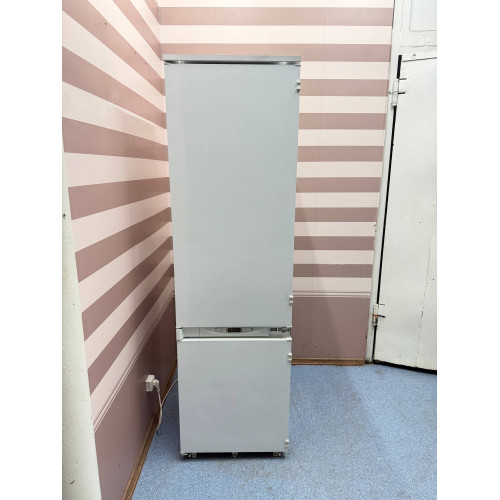 ХОЛОДИЛЬНИК ВБУДОВАНИЙ ARISTON BCS333 A VE ДВОКАМЕРНИЙ 1850 мм (Б/У) ХОЛОДИЛЬНИК ВБУДОВАНИЙ ARISTON BCS333 A VE ДВОКАМЕРНИЙ 1850 мм (Б/У)