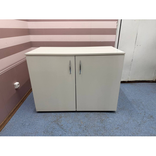 ТУМБА БІЛА 1000х500х740 мм (Б/У) 4шт ТУМБА БІЛА 1000х500х740 мм (Б/У) 4шт