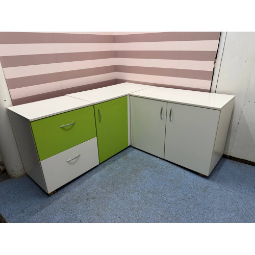 ТУМБА КУТОВА З ЯЩИКАМИ З ЛІВА 1650х1500 мм (Б/У) ТУМБА КУТОВА З ЯЩИКАМИ З ЛІВА 1650х1500 мм (Б/У)