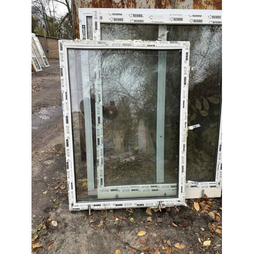 ВІКНО МЕТАЛОПЛАСТИКОВЕ 1090х1480 мм REHAU НА ОДНУ СТУЛКУ (ГЛУХЕ) 2-к. (Б/У) ВІКНО МЕТАЛОПЛАСТИКОВЕ 1090х1480 мм REHAU НА ОДНУ СТУЛКУ (ГЛУХЕ) 2-к. (Б/У)